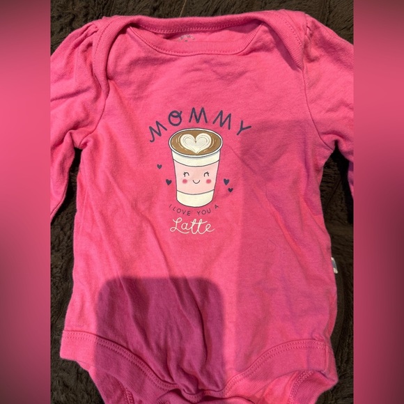Mommy I Love You Latte- Pink Baby Onesie with Cute Coffee Design - Picture 3 of 5